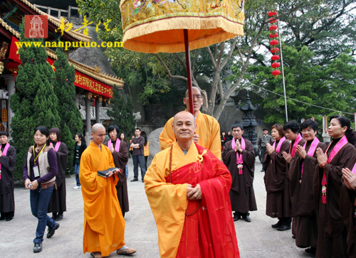 厦门虎溪岩寺隆重举行十方法界圣凡冥阳两利水陆空普度大斋胜会熏坛